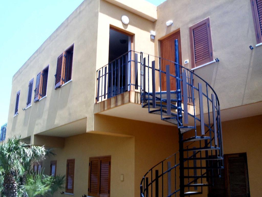 Residence Covo Degli Dei มิลาซโซ ภายนอก รูปภาพ