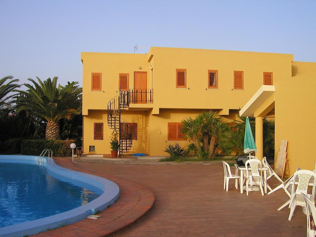 Residence Covo Degli Dei มิลาซโซ ภายนอก รูปภาพ