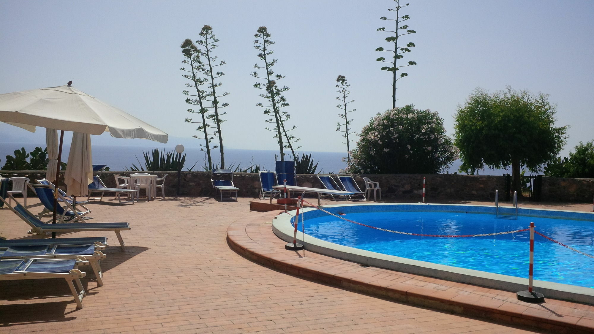 Residence Covo Degli Dei มิลาซโซ ภายนอก รูปภาพ