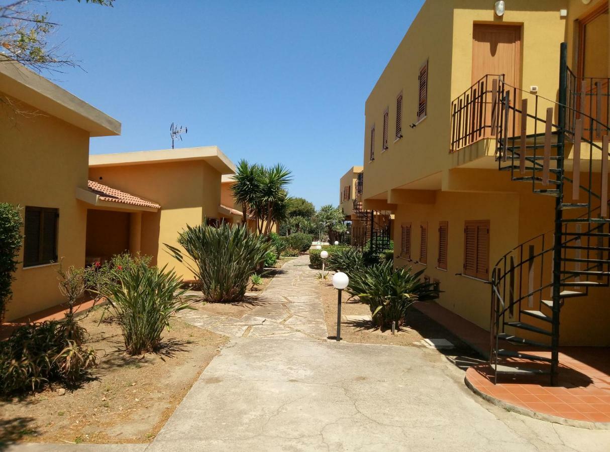 Residence Covo Degli Dei มิลาซโซ ภายนอก รูปภาพ